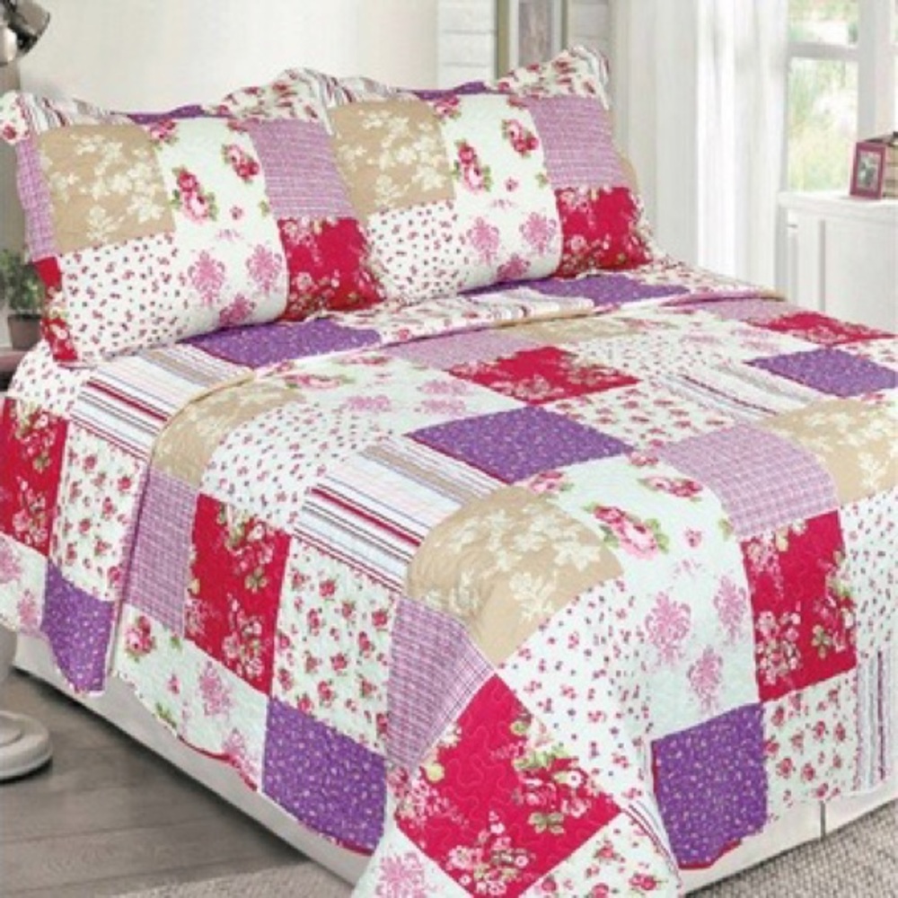 Queen 3 piece quilt set